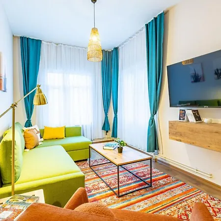 Central And Stylish Flat Near Istiklal Street