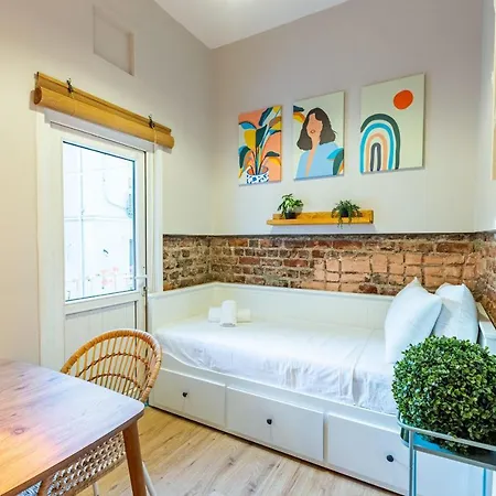 Central And Stylish Flat Near Istiklal Street